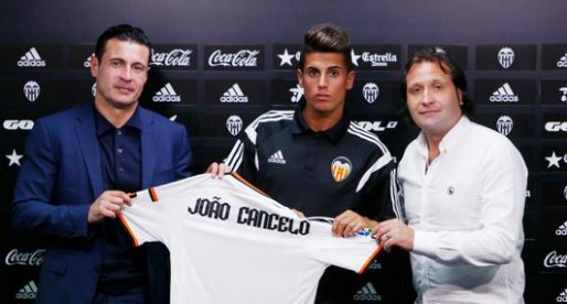 Joao Cancelo: “Estar a un club com el València es tota una oportunitat”