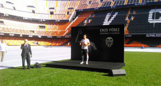 Enzo Pérez: “Vull tornar amb joc la benvinguda que m’ha oferit Mestalla”
