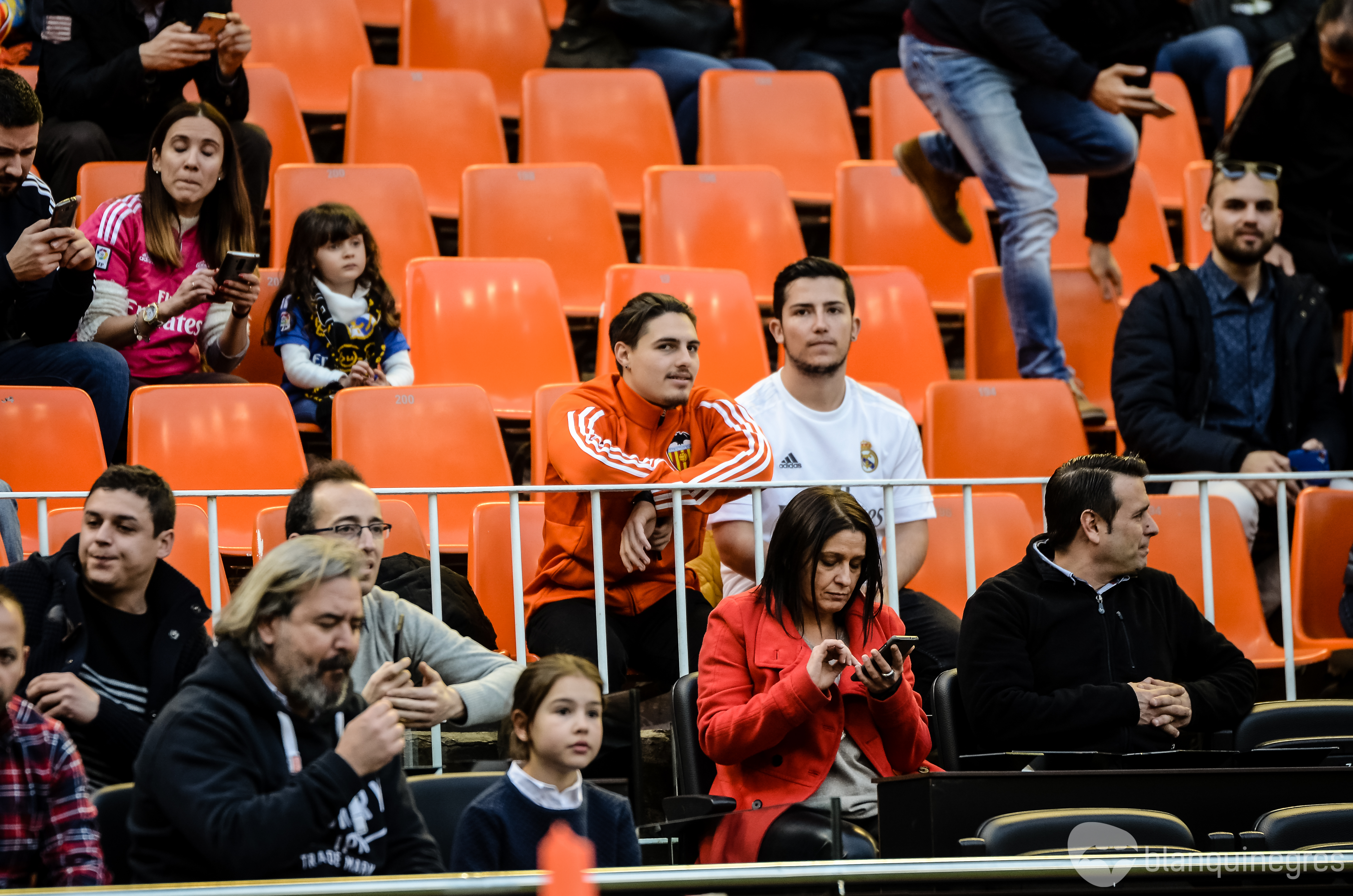 Fotogaleria 25230 | Fotogaleria: Afició (VCF-RMA)