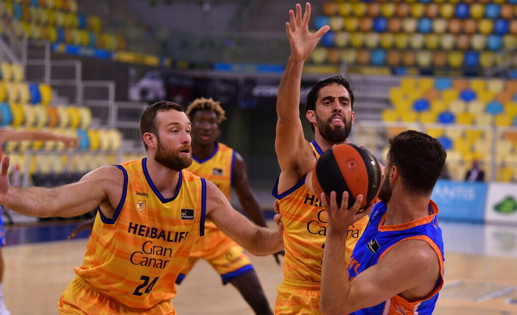 Herbalife Gran Canària  remunta en un bon últim quart contra València Basket (92-86)