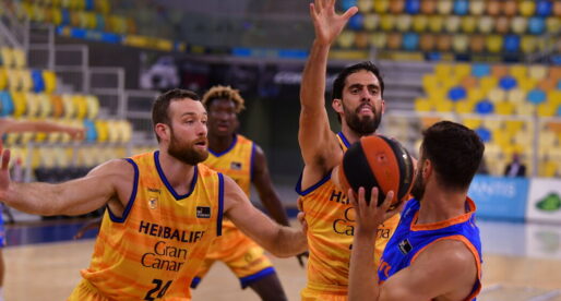 Herbalife Gran Canària  remunta en un bon últim quart contra València Basket (92-86)