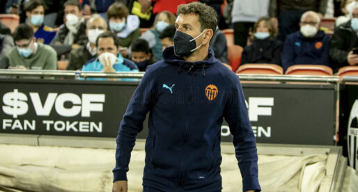 Patri Moreno, segon entrenador del València, positiu en Covid