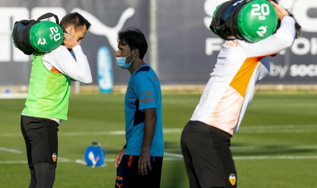 Javier Vidal, l’home que va fer el gest de ploró al València, dirigirà a l’equip en Copa