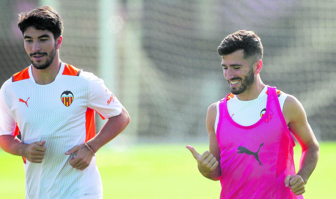 El València accepta l’oferta del PSG per Carlos Soler