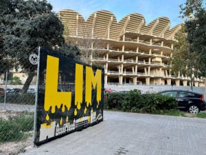 Un grup d’aficionats del València han fet un nou acte reivindicatiu contra Peter Lim