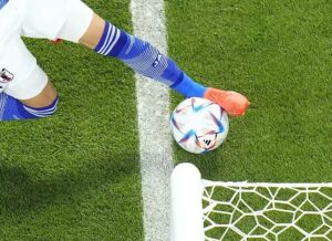 El polèmic gol del Japó en què la pilota podia haver eixit del camp