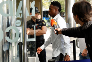 La Fiscalia demana arxivar la investigació dels insults a Vinicius