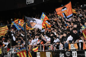 Mestalla es prepara de blanc per a la final davant el Betis