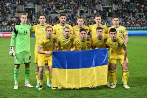 Yaremchuk i Ucraïna es guanyen un bitllet per a l'Eurocopa