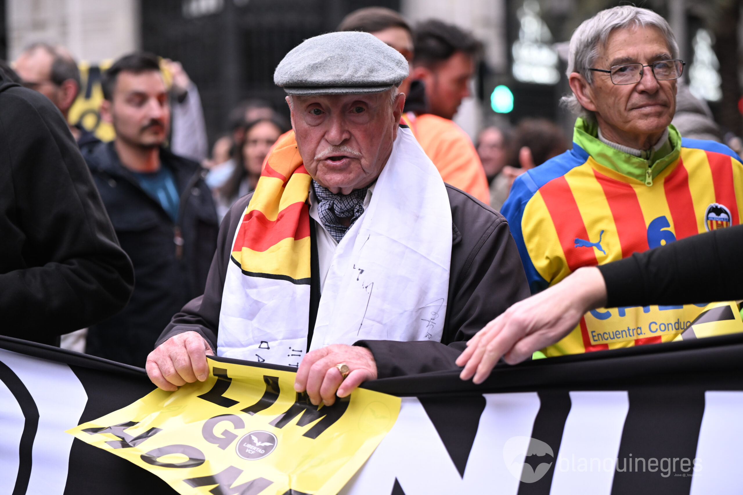Fotogaleria 105360 | FOTOGALERIA: Èxit en la manifestació contra Peter Lim