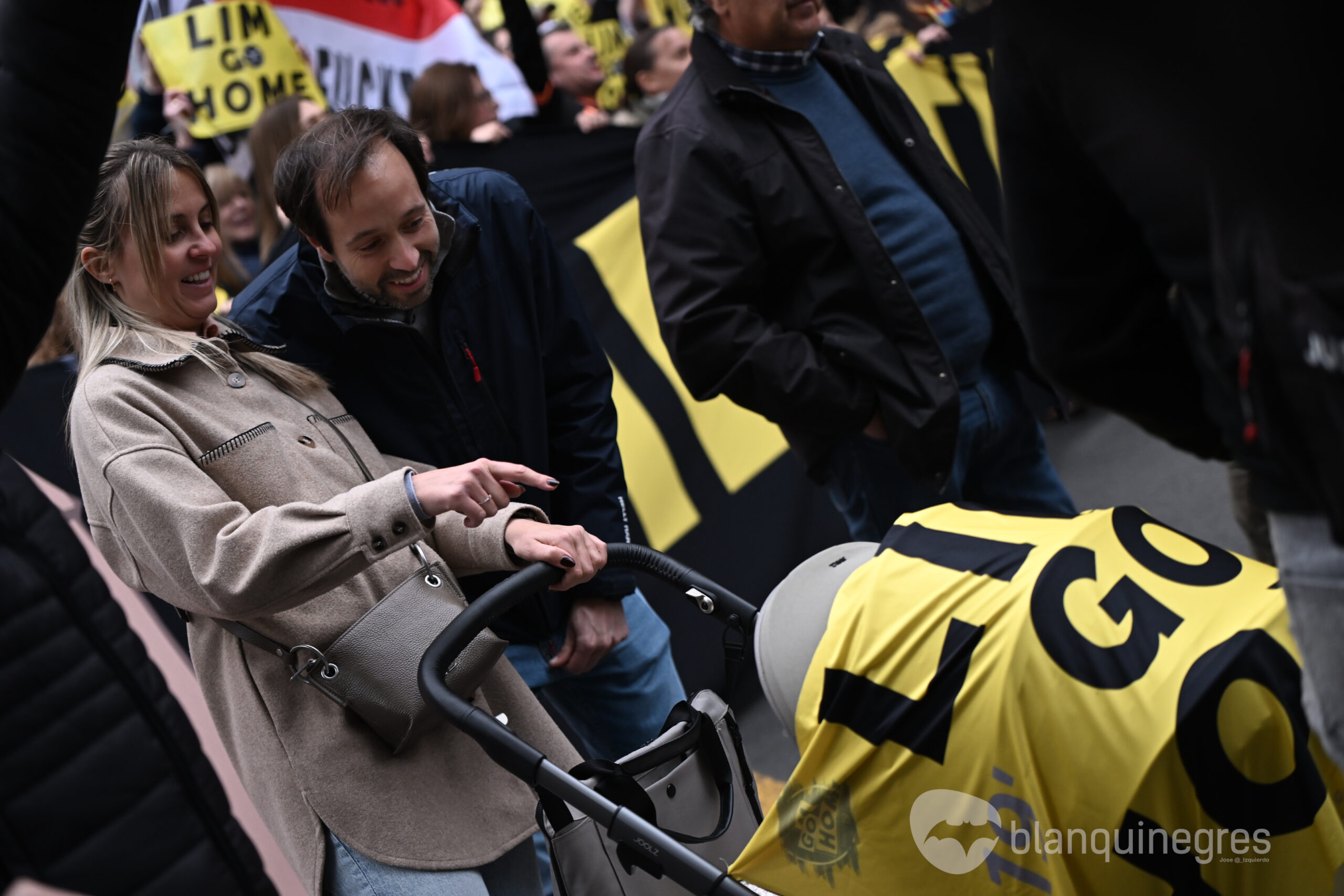 Fotogaleria 105365 | FOTOGALERIA: Èxit en la manifestació contra Peter Lim