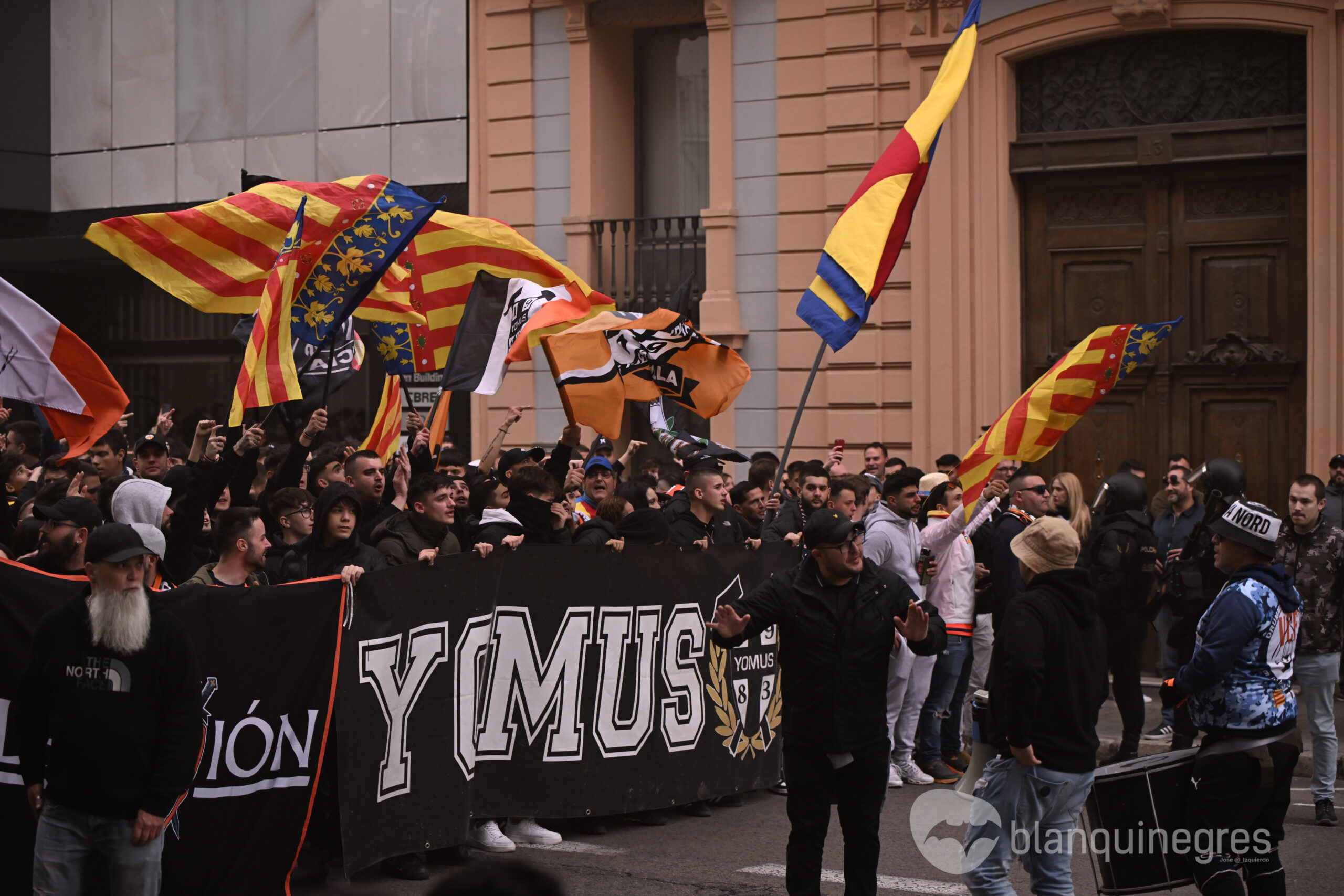Fotogaleria 105387 | FOTOGALERIA: Èxit en la manifestació contra Peter Lim