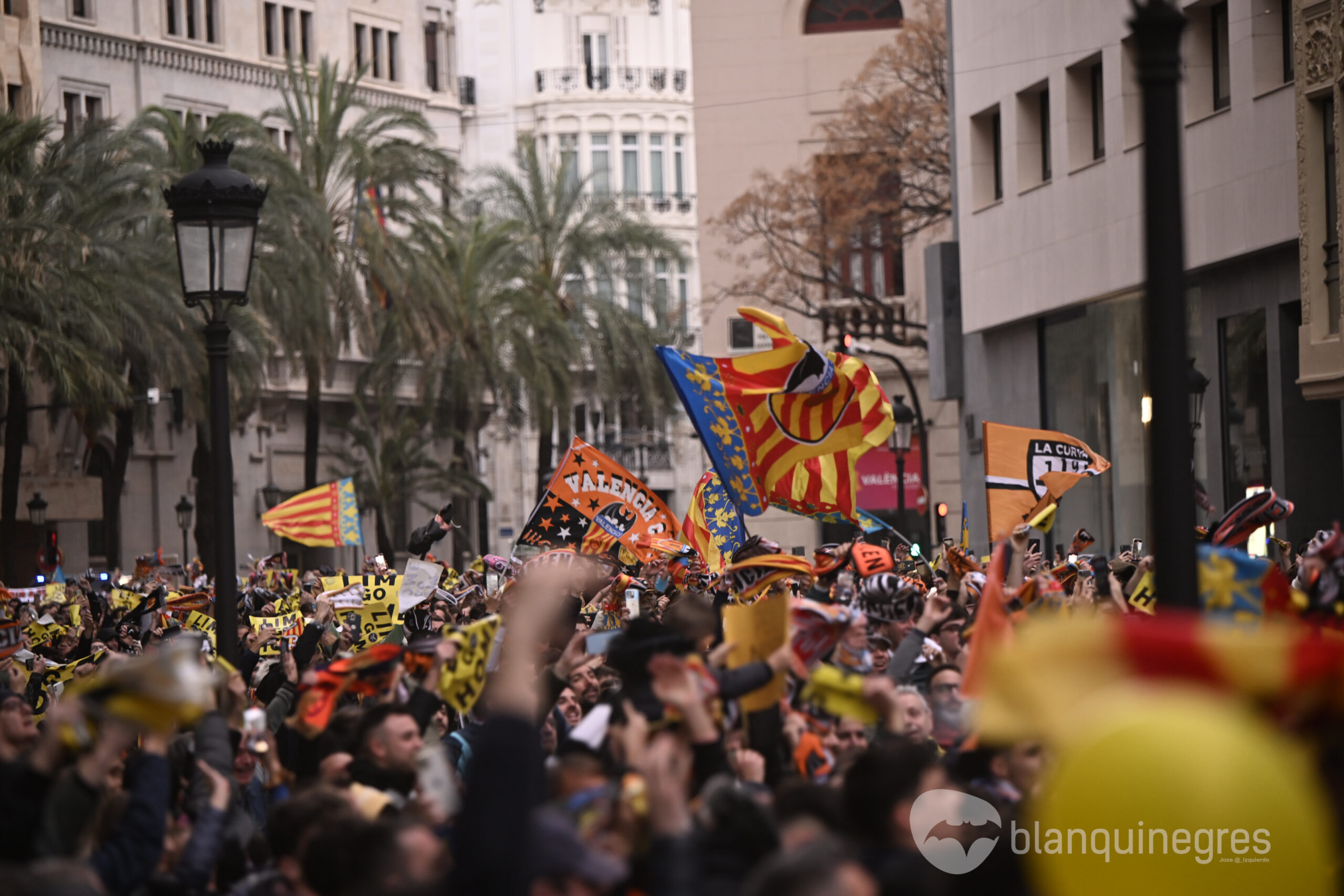 Fotogaleria 105389 | FOTOGALERIA: Èxit en la manifestació contra Peter Lim