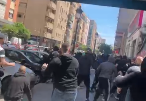 Batalla campal entre ultres a València