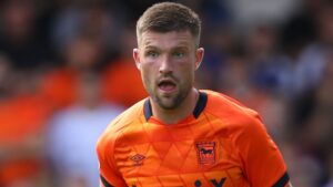 València i Mallorca sondegen el fitxatge de Cameron Burgess