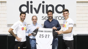 El València renova amb Divina Seguros fins a 2027