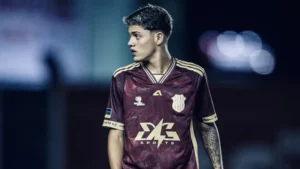 El València tanca el fitxatge de Vinicius